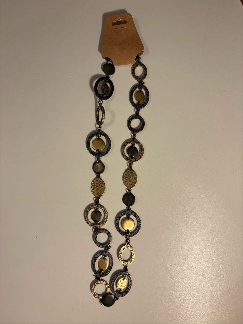 Long Double-Chain Circle Necklace in Gold and Black